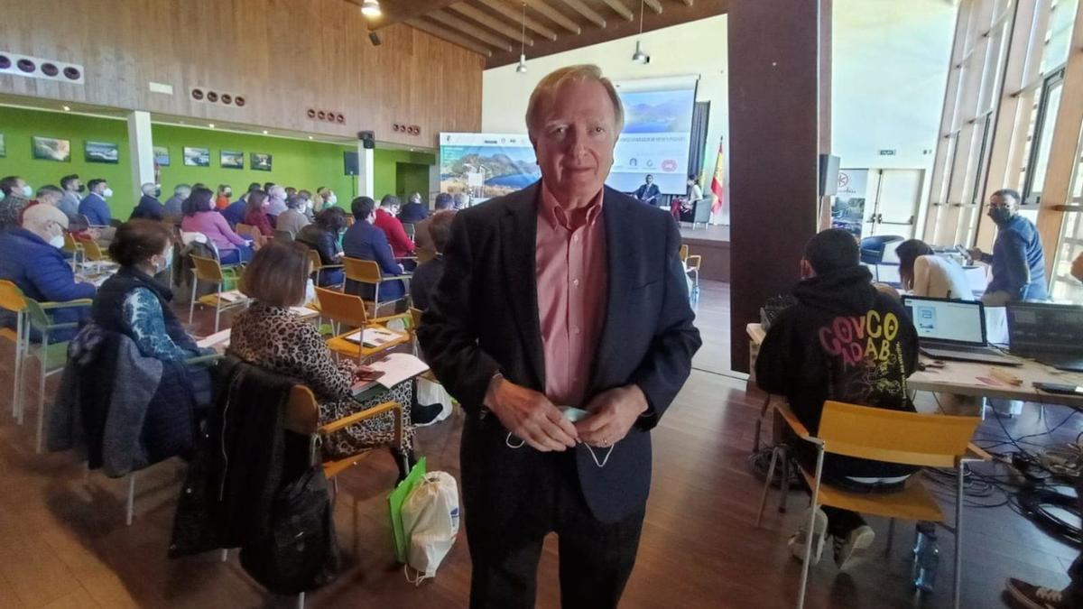 Fernando Morcillo Bernaldo de Quirós, ayer en Rioseco tras su ponencia. | D. O.