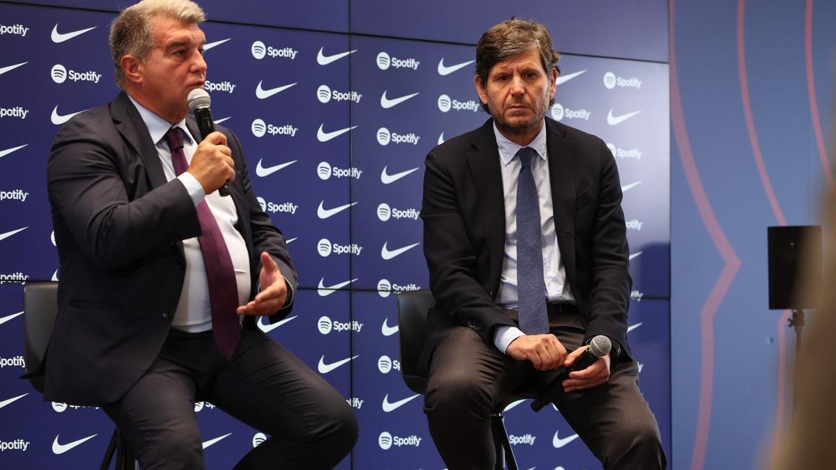 El directivo mallorquín Mateu Alemany, junto al presidente del Barça Joan Laporta