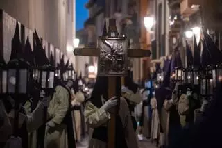 Procesión del Vía Crucis: tarde de gloria para el Nazareno de San Frontis en Zamora