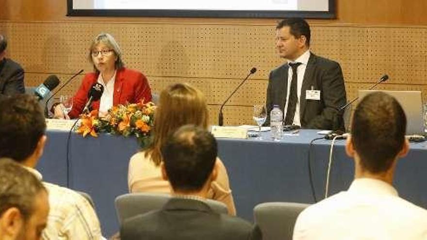 De izquierda a derecha: Pedro Galache, Rosa Quintana, Jónas Vidarsson y Paloma Rueda, durante la presentación. // Ricardo Grobas