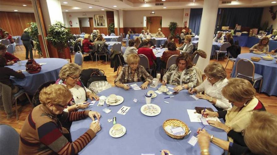 Denuncian a dos asociaciones de vecinos de Plasencia por jugar al bingo