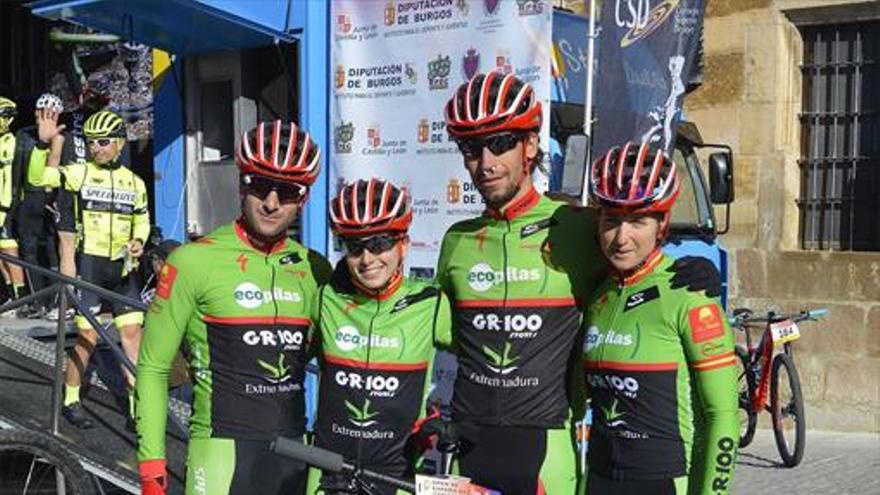 Los ciclistas del Extremadura-Ecopilas disputan el nacional de BTT Maratón