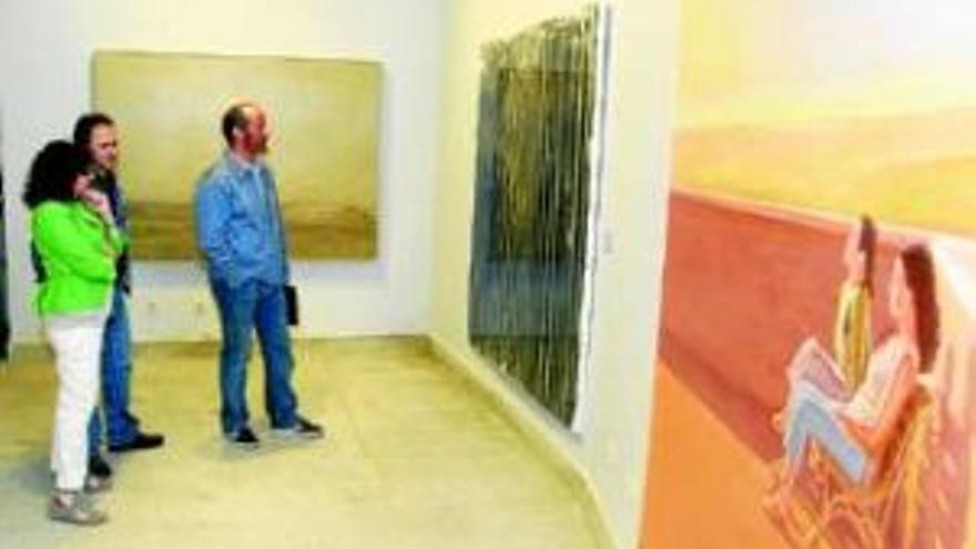 Las obras del premio de Caja Extremadura de pintura, en Cáceres