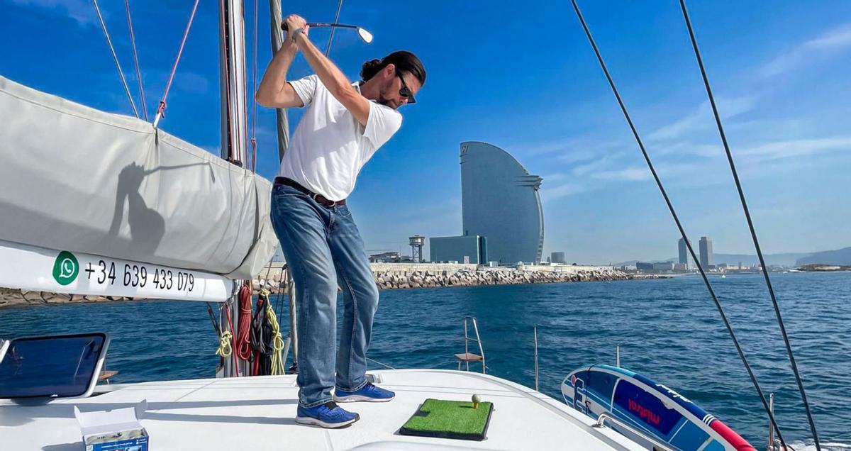 La bola de golf que alimenta La bola de golf que alimenta