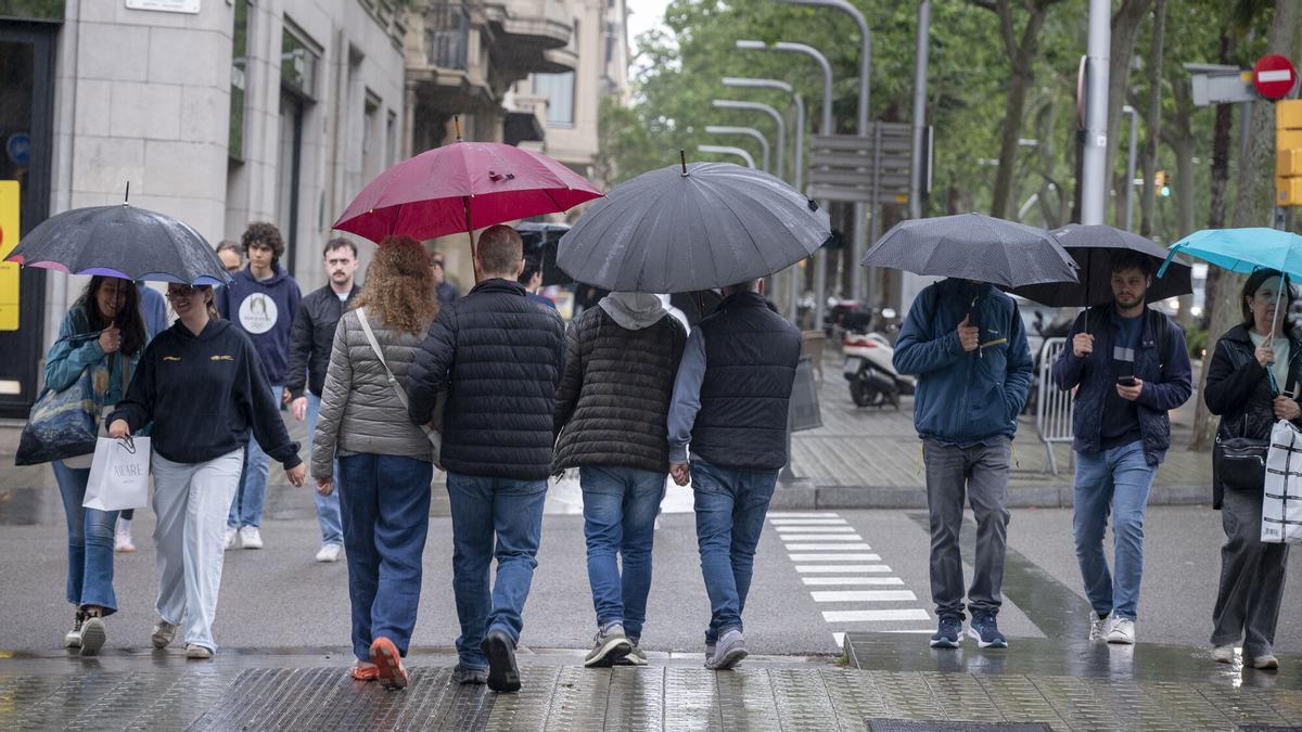 Avís de Meteocat: trons i pluges intenses en diversos punts de Catalunya aquest dimarts