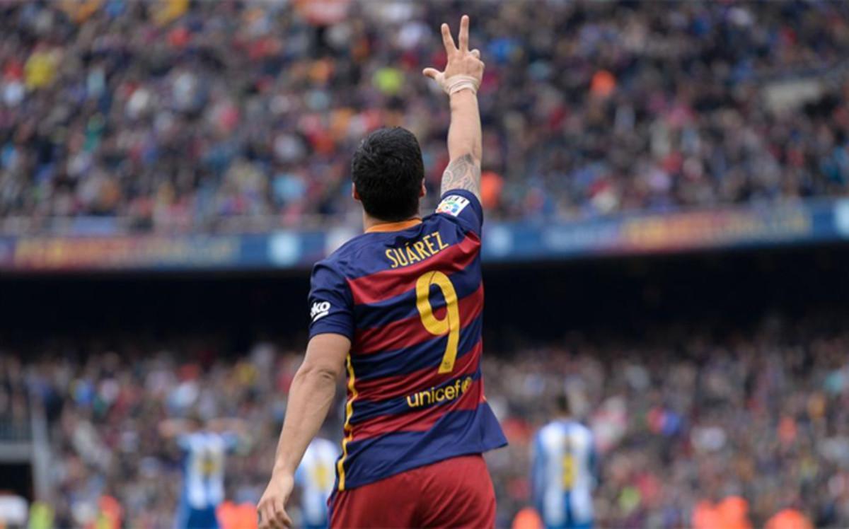 Luis Suárez se ha hinchado a 'hat tricks'