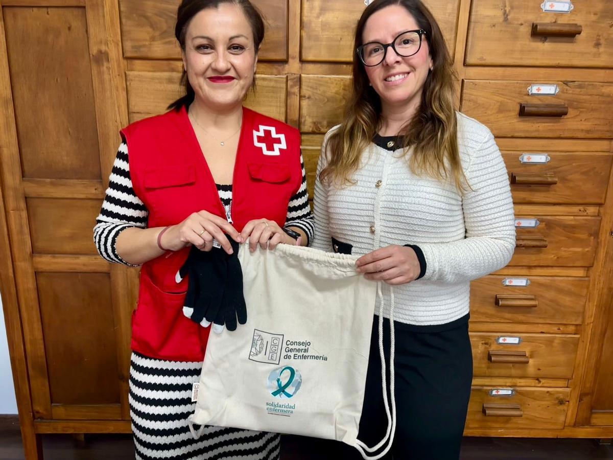 Entrega del material a Cruz Roja Zamora.