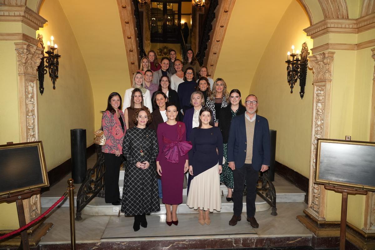 Galería de imágenes: La Ordre Bellatora reúne las joyas de 22 Na Violants de la historia de la Germandat