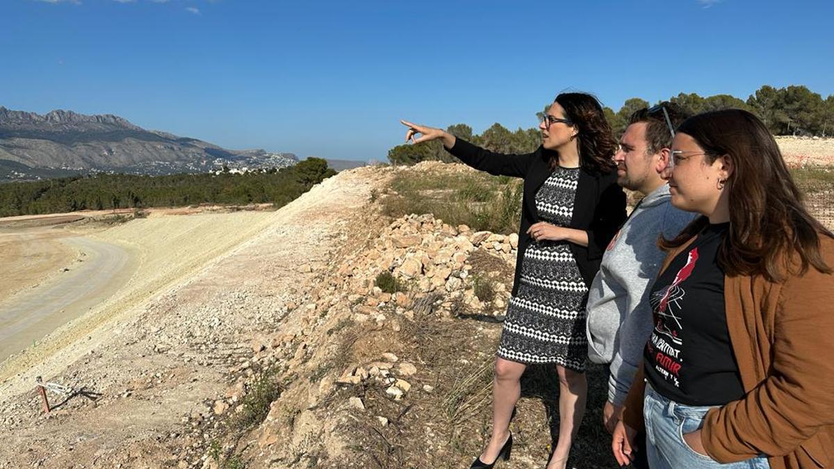 Mas junto a miembros de la coalición en La Nucia.