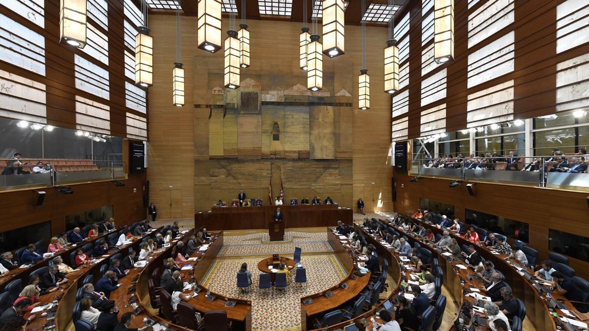 Arranca el primer debate del estado de la región con Garrido de presidente