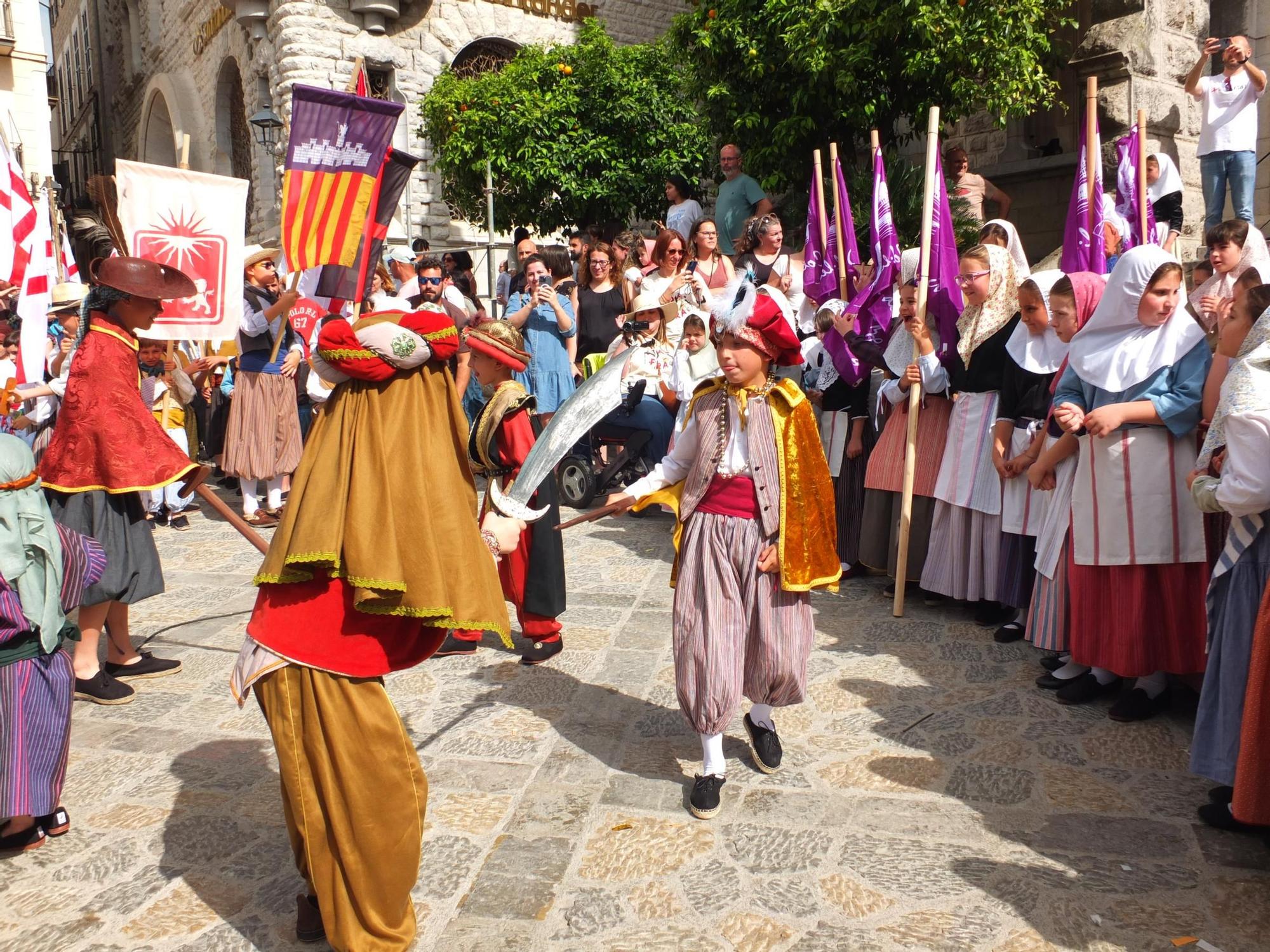 Las imágenes del primer Firó infantil de Sóller