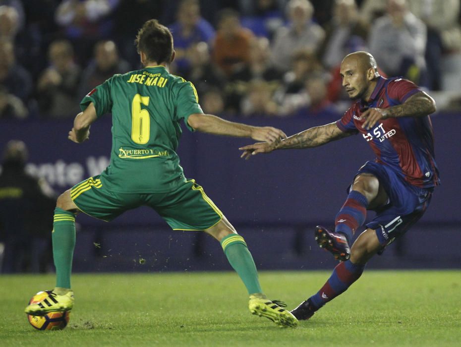 Las mejores imágenes del Levante - Cádiz