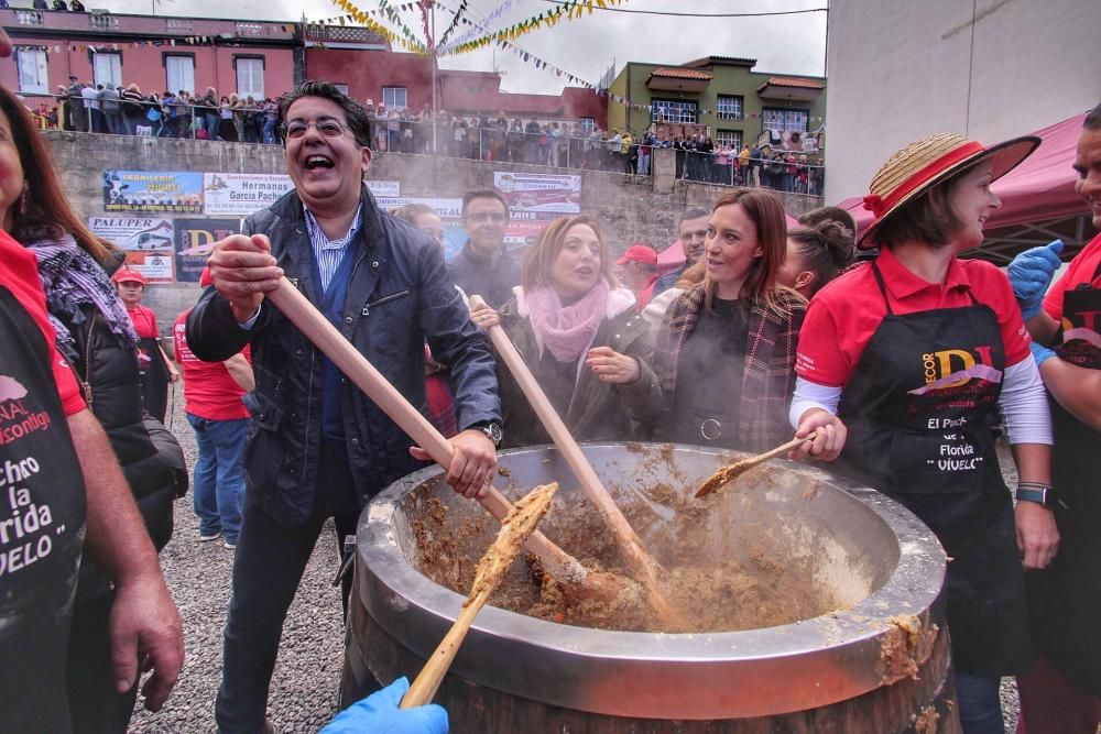 Puchero de La Florida. Reparto del puchero que ...