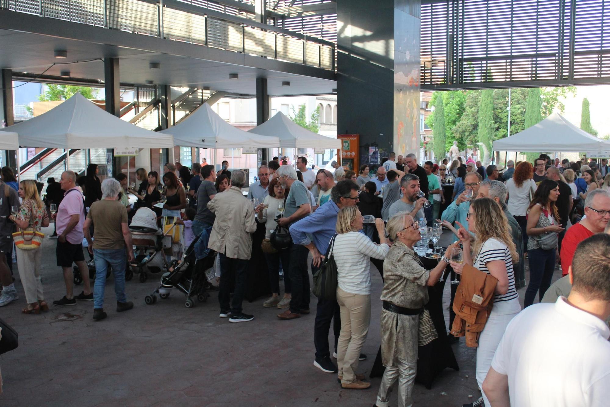 Figueres obre la Ruta del Tast Surrealista amb una gran festa a la plaça de Catalunya