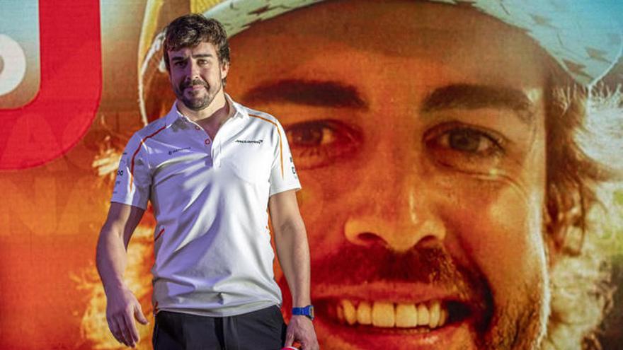 Alonso, en el homenaje recibido por parte de la F1