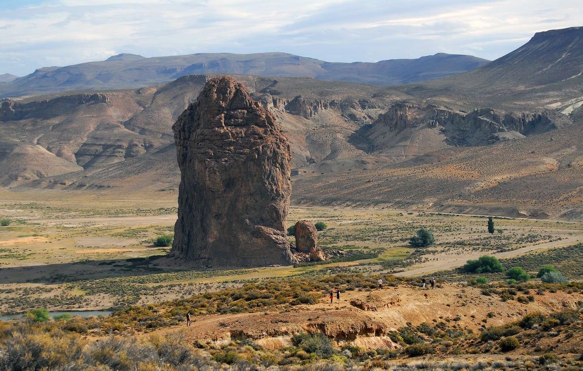 Piedra parada, Esquel