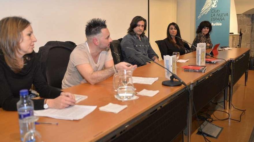 Viriginia Gil, Marcelo García, Javier F. Granda, Natalia Menéndez y Julia Navas, ayer, durante la presentación.