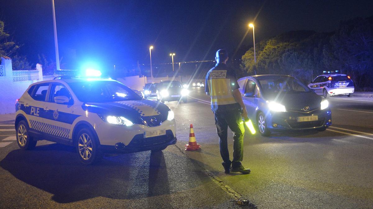 Un control de la Policía Local de Elche.