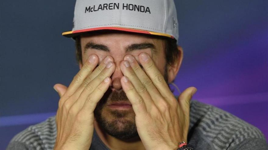 Alonso solo completa una vuelta antes de romper el motor en Montmeló