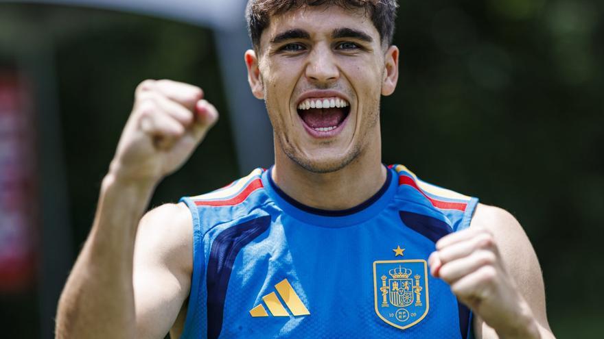 Pau Cubarsí: "Seria un somni jugar la final del Campionat del Món contra Messi"