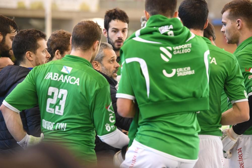 El Liceo, líder tras golear al Vic