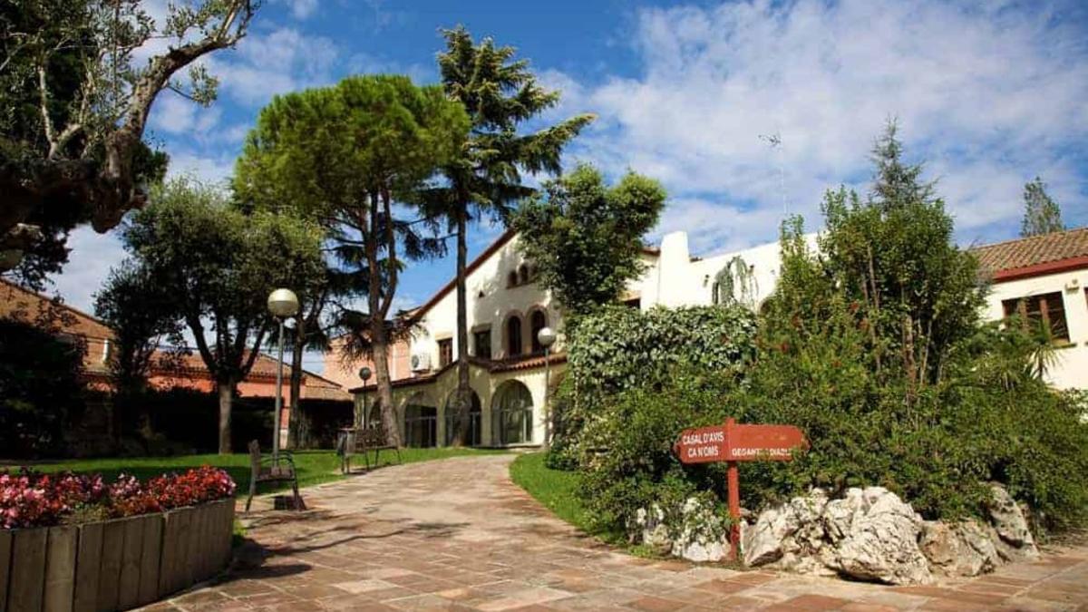 Edificio del Casal de ancianos Ca n¿Oms de Parets.