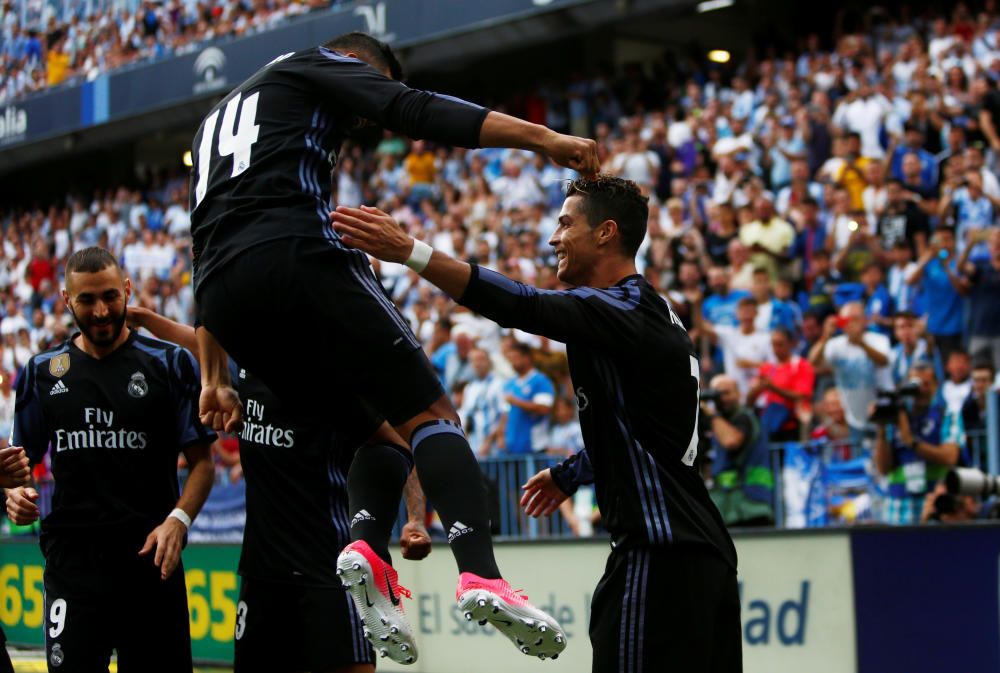 El Reial Madrid guanya la Lliga a Màlaga (0-2)