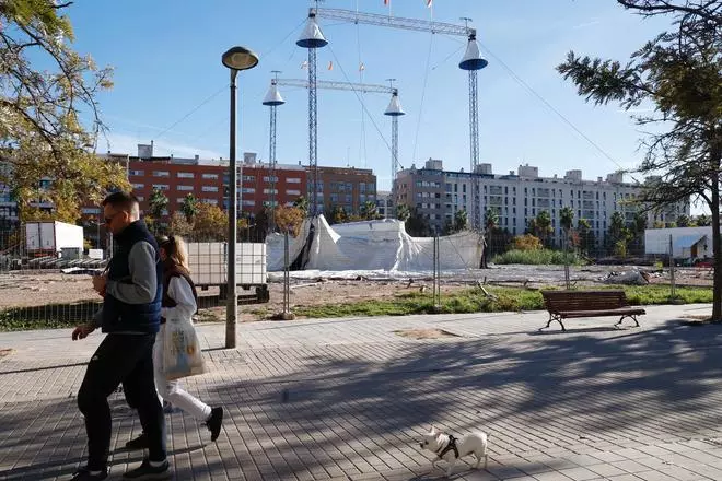 Instalación del Circ de Nadal en Benicalap