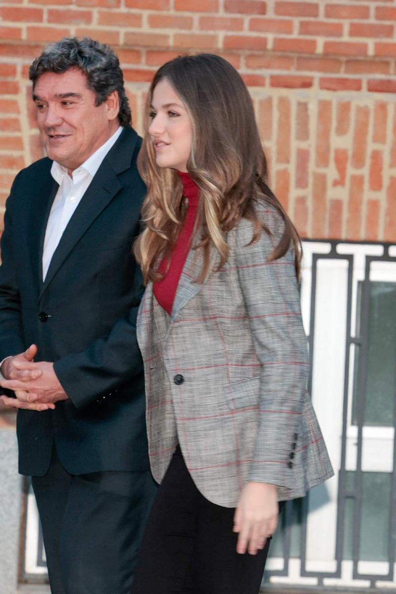 La princesa Leonor con una blazer de su madre