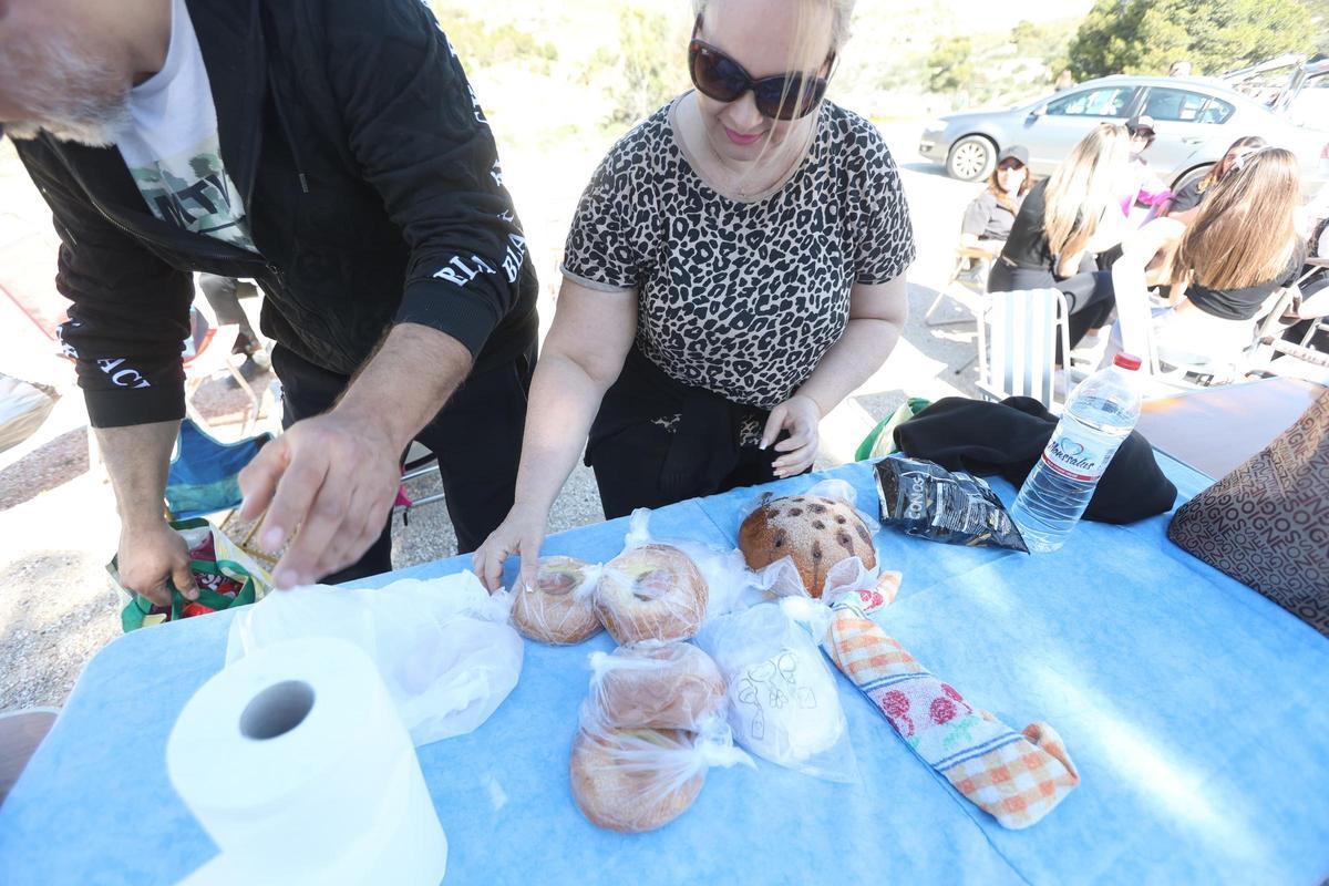 Elche, Crevillent y Santa Pola prefieren la playa para la mona de Pascua