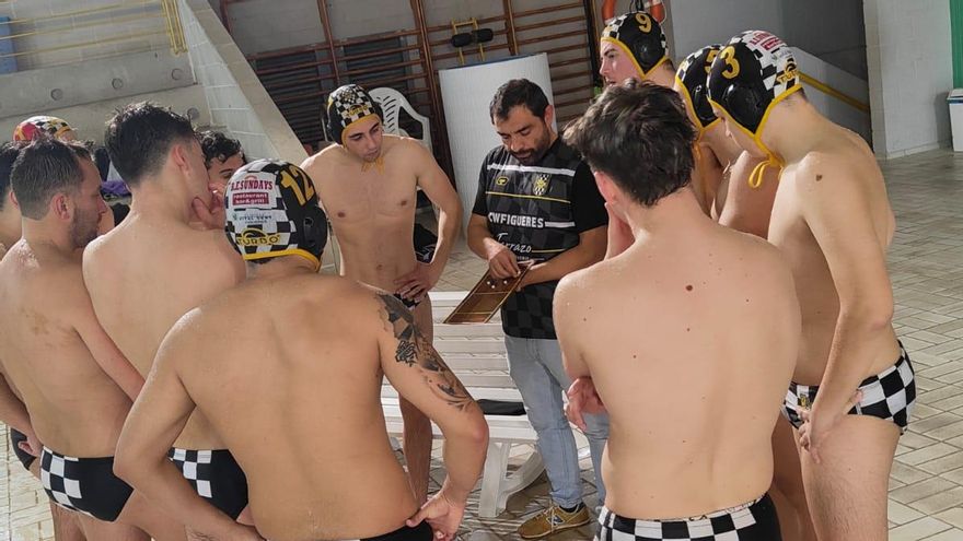 El Club Waterpolo Figueres perd a Olot i depèn d’un miracle per optar a l’ascens