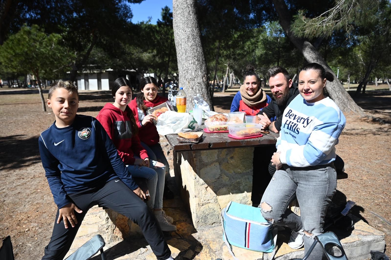 Galería: Los castellonenses se comen la mona de Pascua