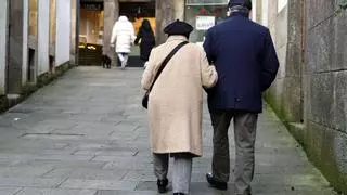Cuándo se cobra la pensión en abril de 2025: este es el día que la ingresan los bancos en Galicia