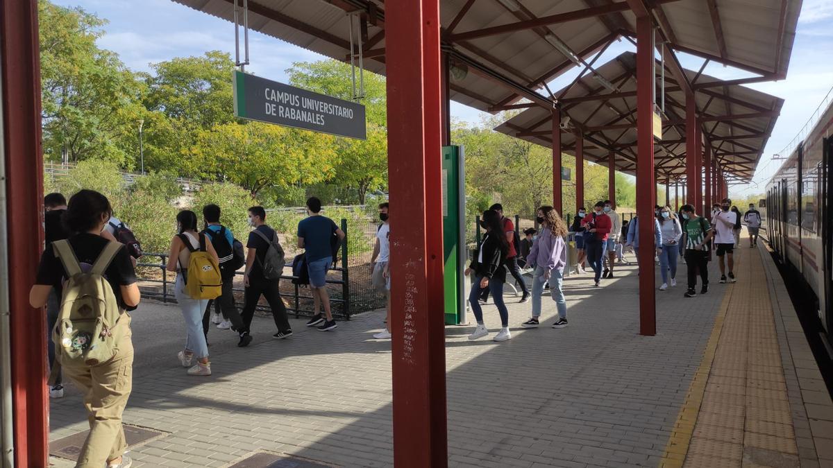 Estación del Campus Universitario de Rabanales.