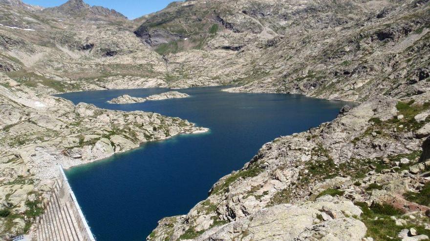 Protección Civil informa de planes de seguridad en las presas del Pirineo