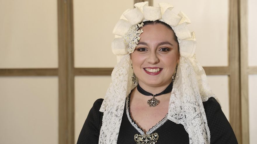 Laura Angulo Gutiérrez, candidata de la Hoguera San Antón Bajo