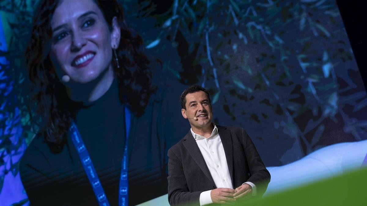 El presidente de la comunidad de Andalucía, Juanma Moreno, en su intervención en el 16ª Congreso Autonómico del PP andaluz.