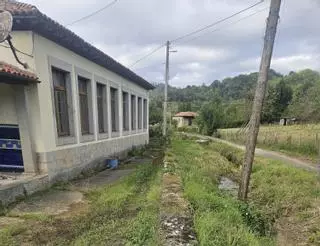 Grado solicita a la Confederación Hidrográfica del Cantábrico la reparación de filtraciones en el Museo Etnográfico de Sama
