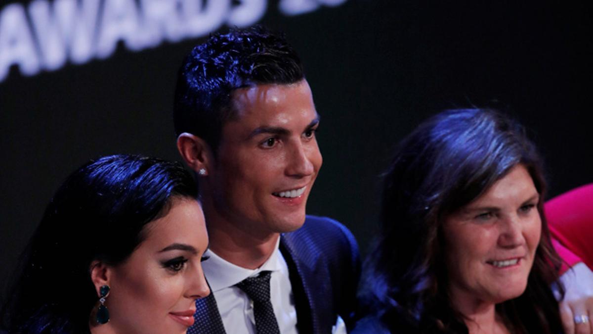 Cristiano Ronaldo, su familia y Georgina Rodriguez en la gala The Best