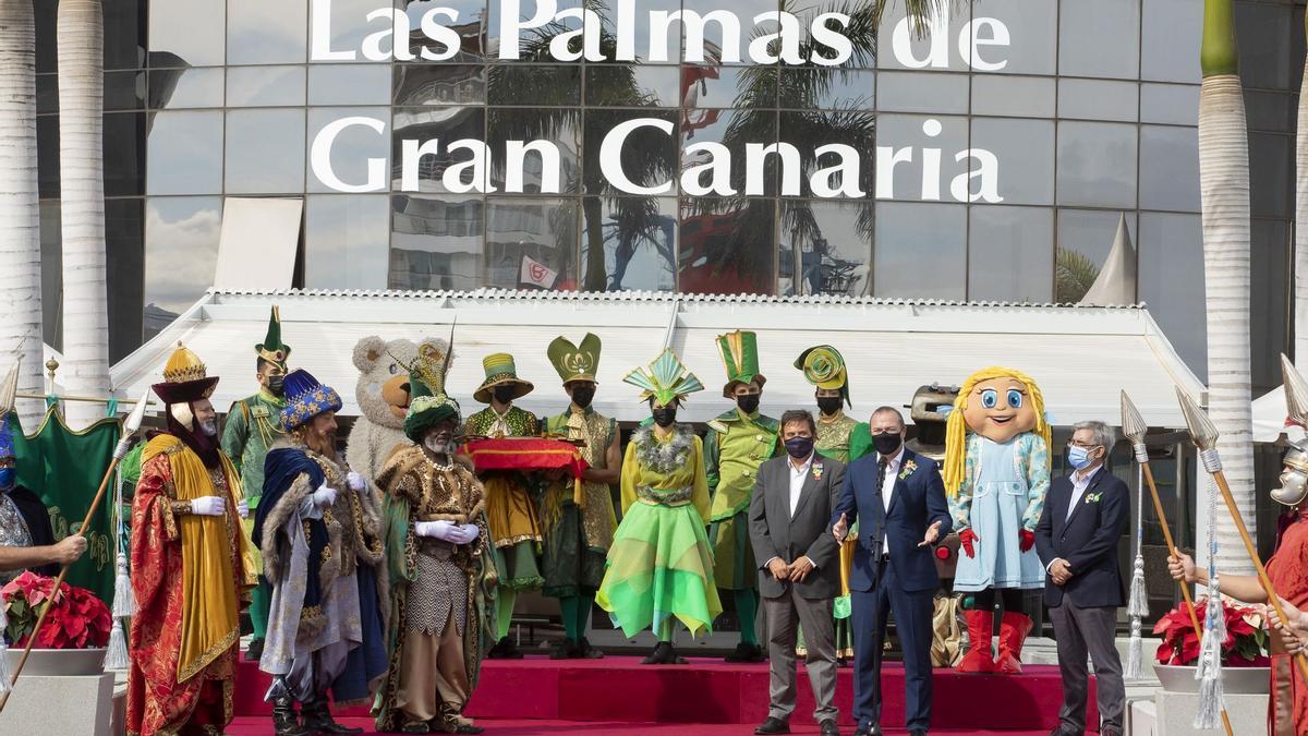 Llegada de los Reyes Magos y su séquito el 5 de enero de 2021 al puerto de Las Palmas de Gran Canaria.