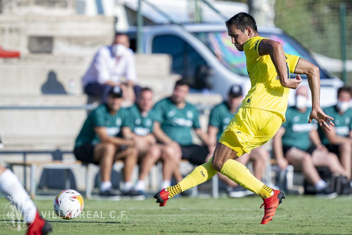 Aïsa Mandi, nuevo jugador del Villarreal CF.