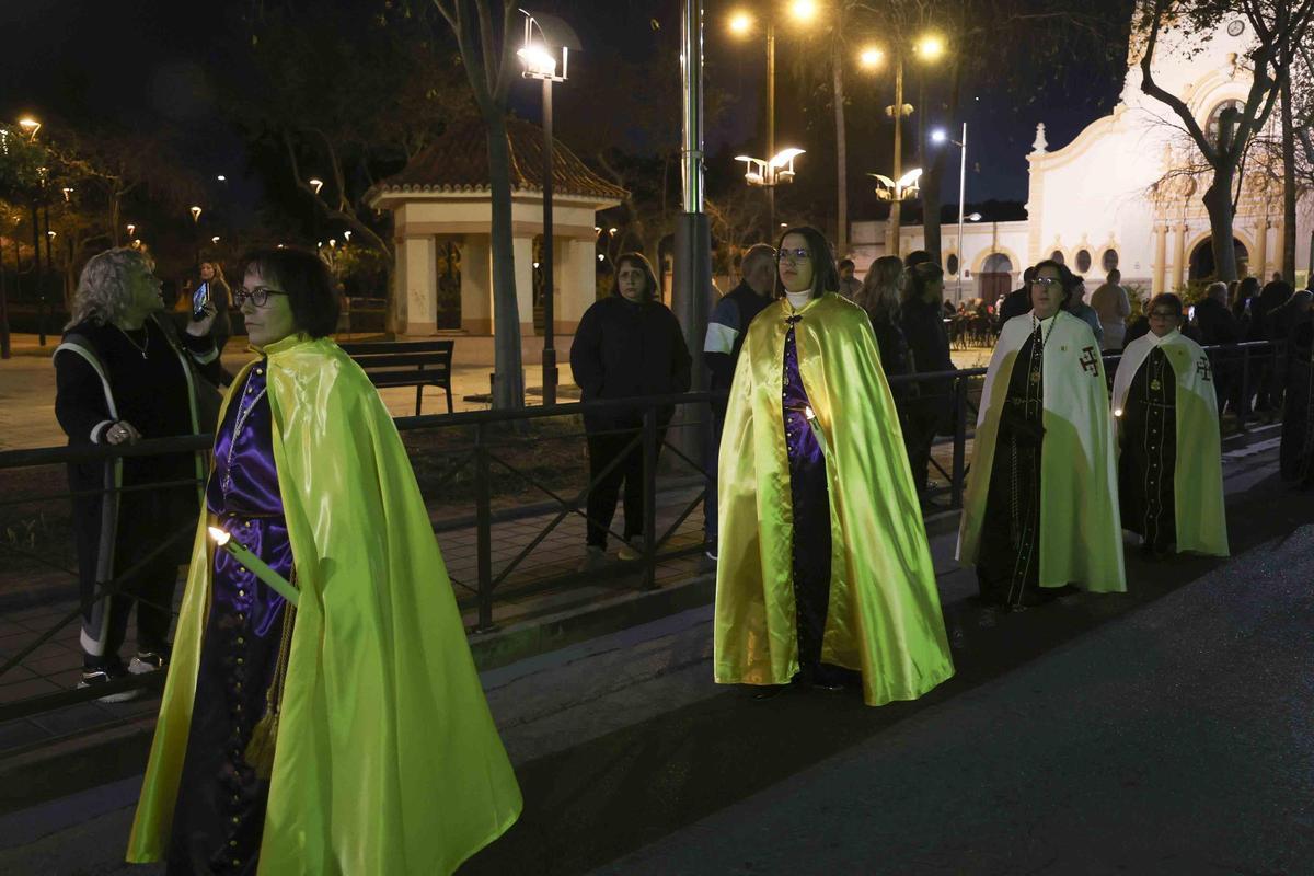 Los momentos más destacados de la Procesión del Silencio en el Port de Sagunt