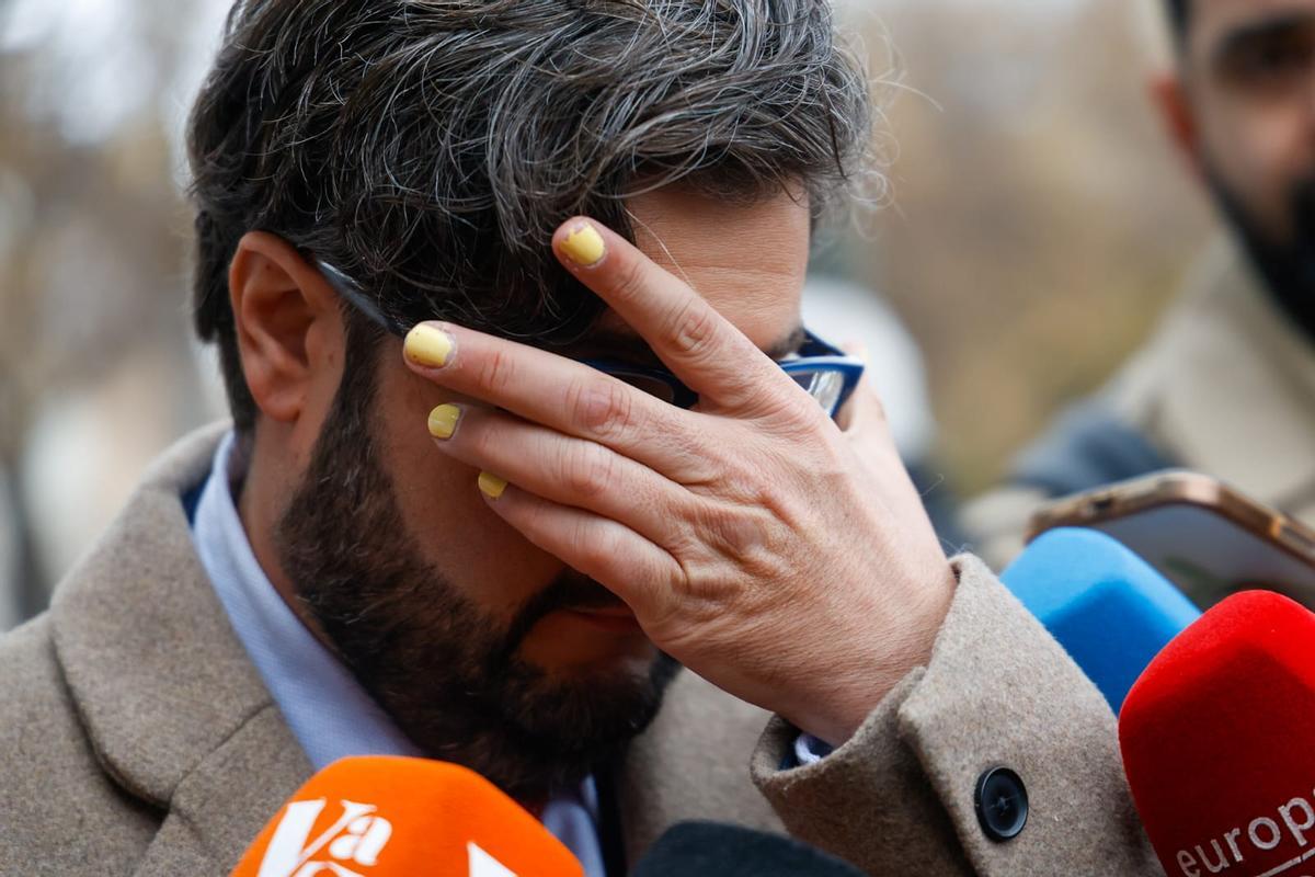 Despedida en València de las víctimas del naufragio de Indonesia: cientos de personas acuden al funeral