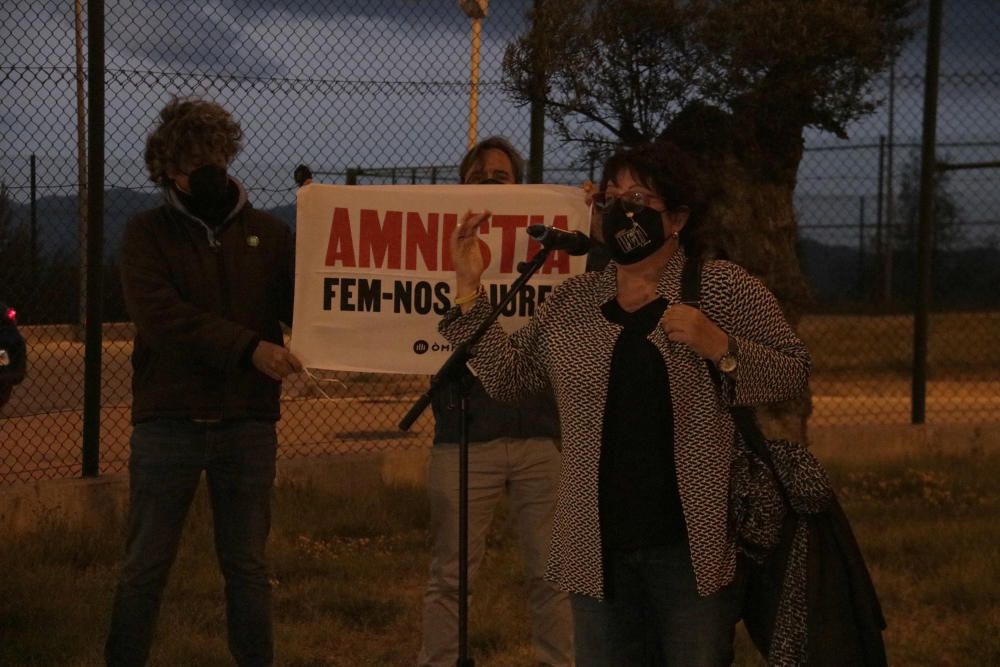 Dolors Bassa torna a ingressar a la presó del Puig de les Basses