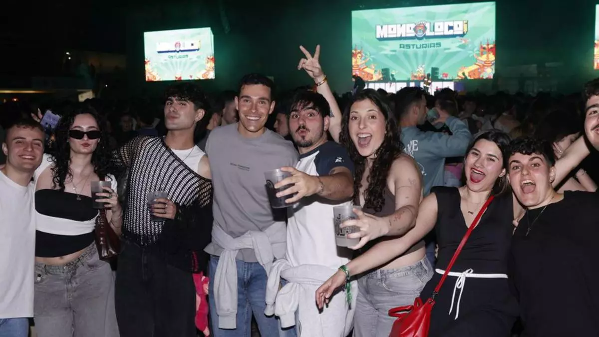 VÍDEO: Éxito total del Monoloco, con el pabellón de La Magdalena hasta los topes