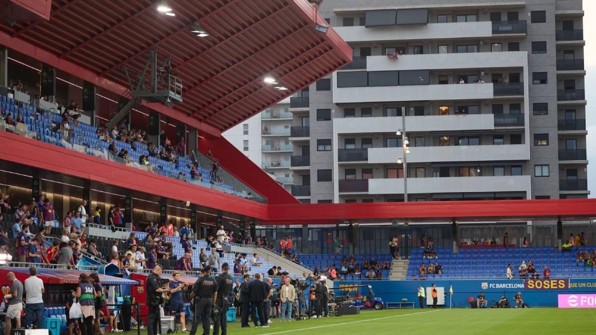 Así vieron los vecinos del Johan Cruyff el Barça-Valencia.