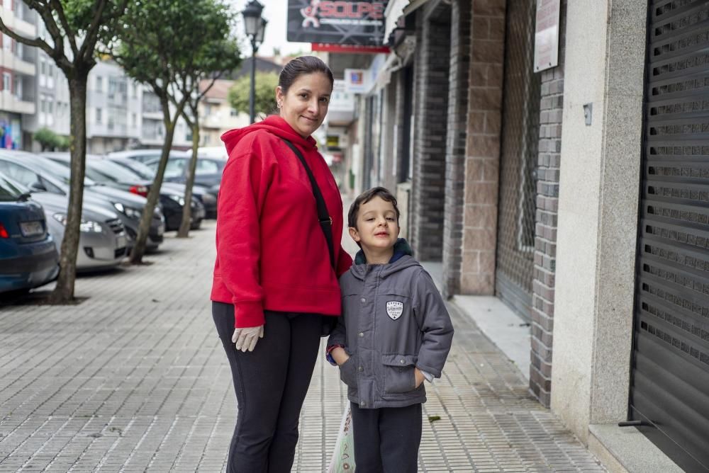 Los niños de Ourense ya sonríen en la calle. // Carlos Peteiro