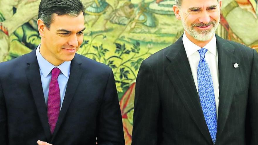 Sánchez y el Rey, ayer, en el Palacio de la Zarzuela.