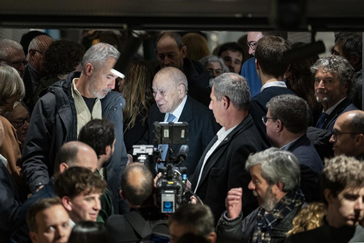 Jordi Pujol en la presentación de una reedición de Dels turons a laltra banda del riu