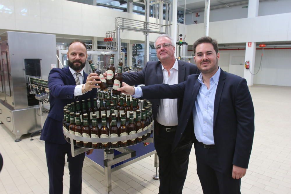 Inauguración de la fábrica de Cerveza Victoria en Málaga